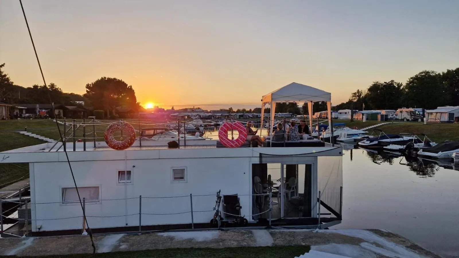 Main Hausboot Lore In Der Marina Trosdorf Bei Bamberg location