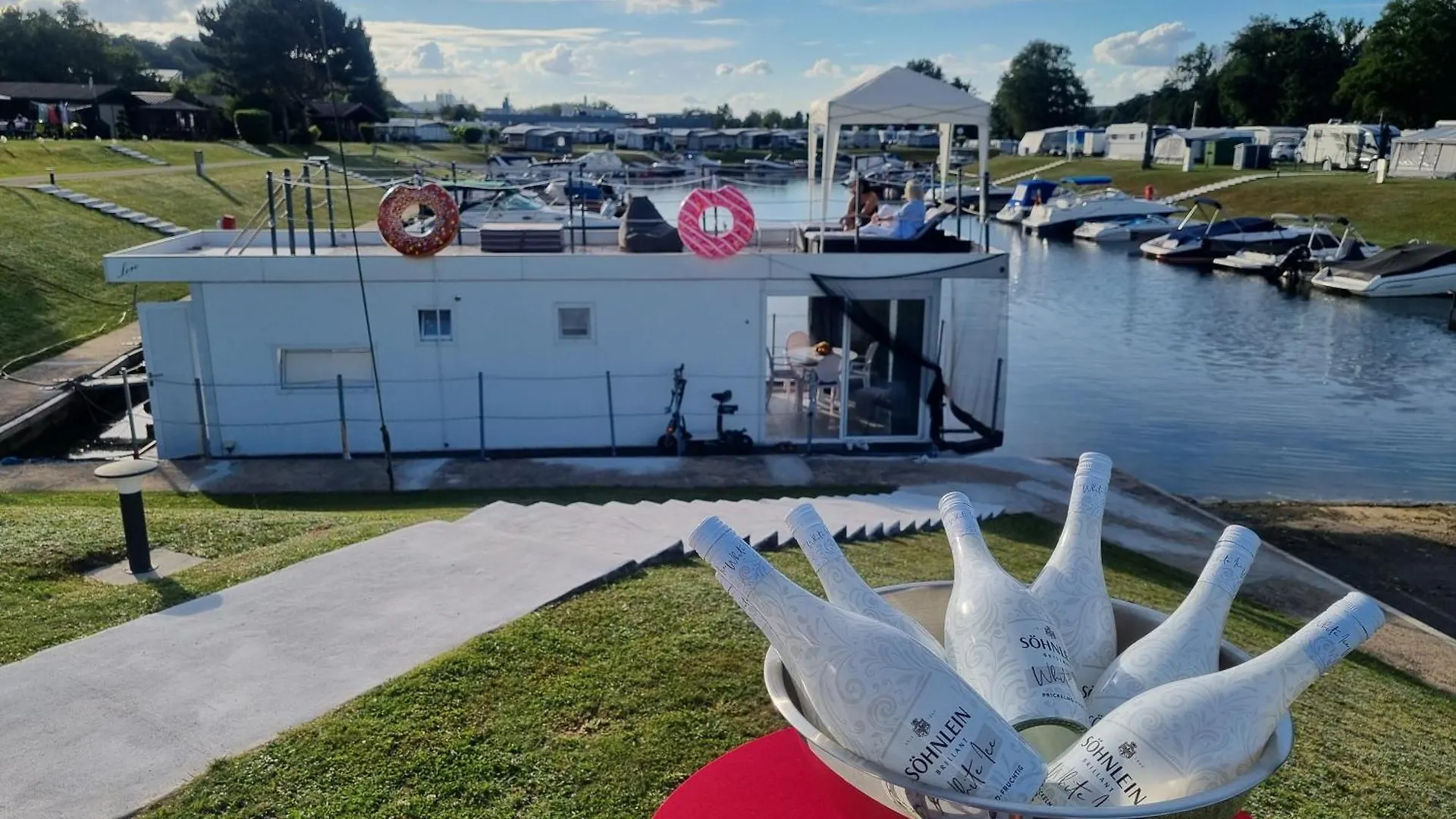 Main Hausboot Lore In Der Marina Trosdorf Bei Bamberg Bischberg Germany