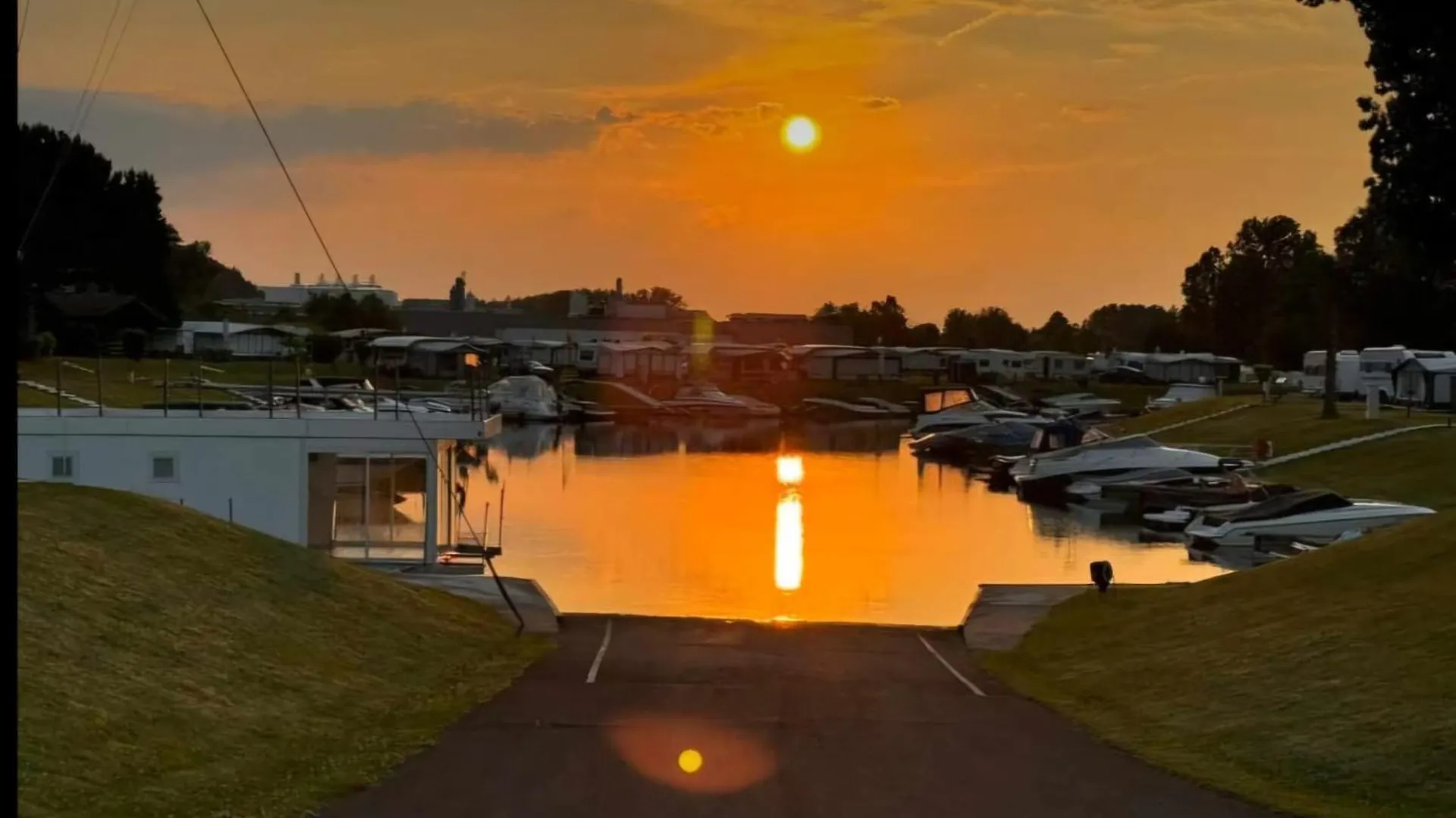 Botel Main Hausboot Lore In Der Marina Trosdorf Bei Bamberg Bischberg